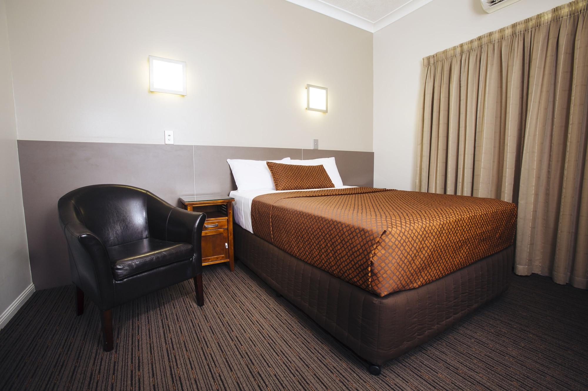 City Oasis Inn Townsville, Surestay Collection By BW Екстер'єр фото