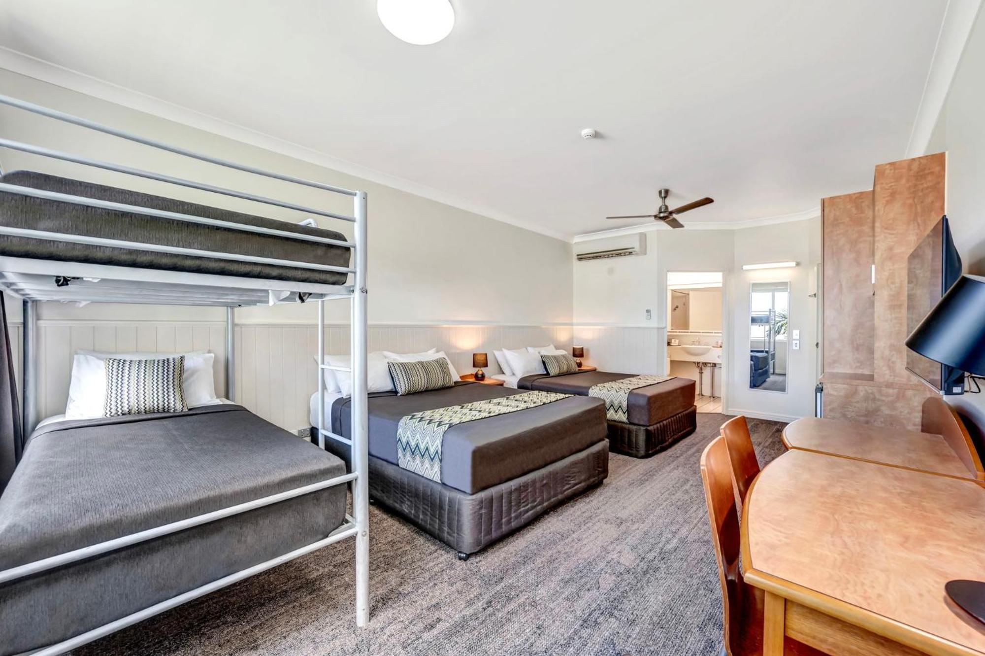 City Oasis Inn Townsville, Surestay Collection By BW Екстер'єр фото