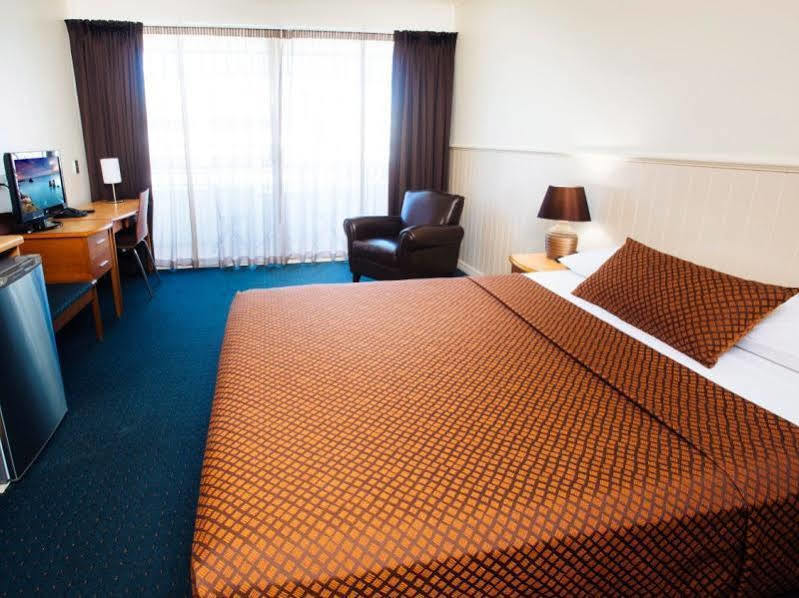 City Oasis Inn Townsville, Surestay Collection By BW Екстер'єр фото